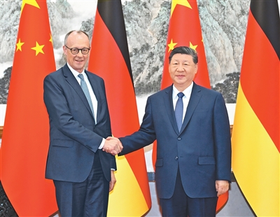 习近平会见德国总理默茨